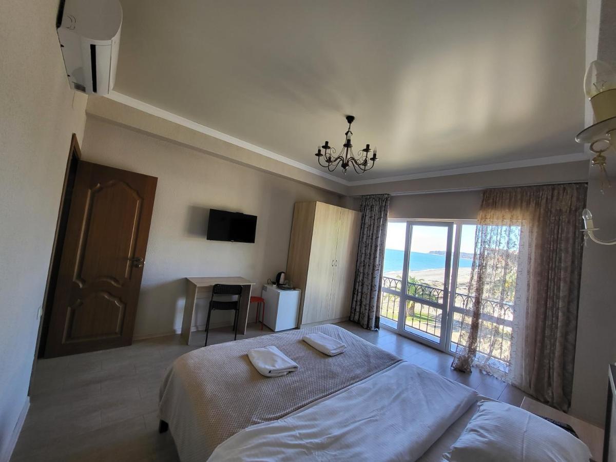 Arsaul Hotel New Athos Екстериор снимка
